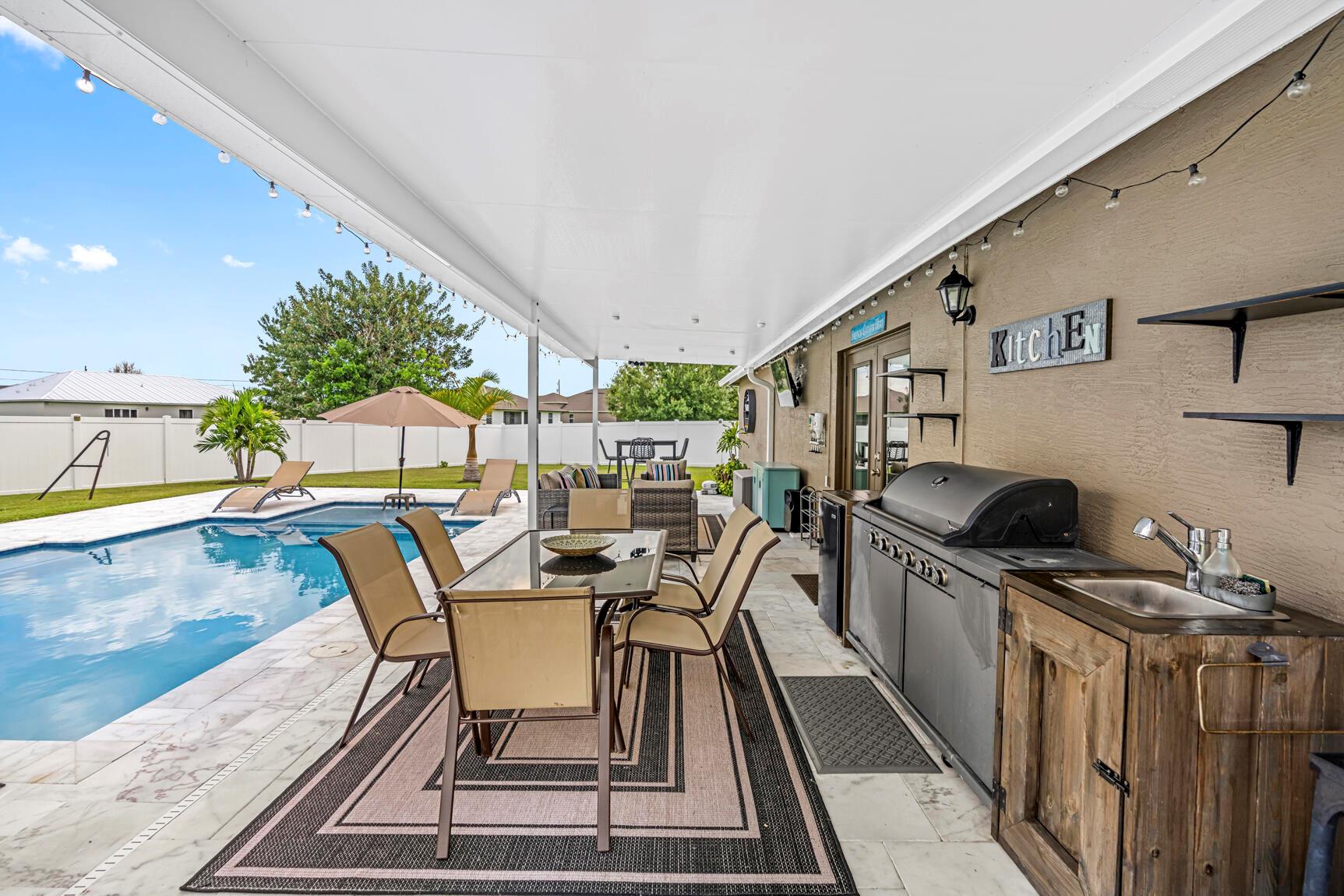 PORT ST LUCIE SECTION 33 - Residential