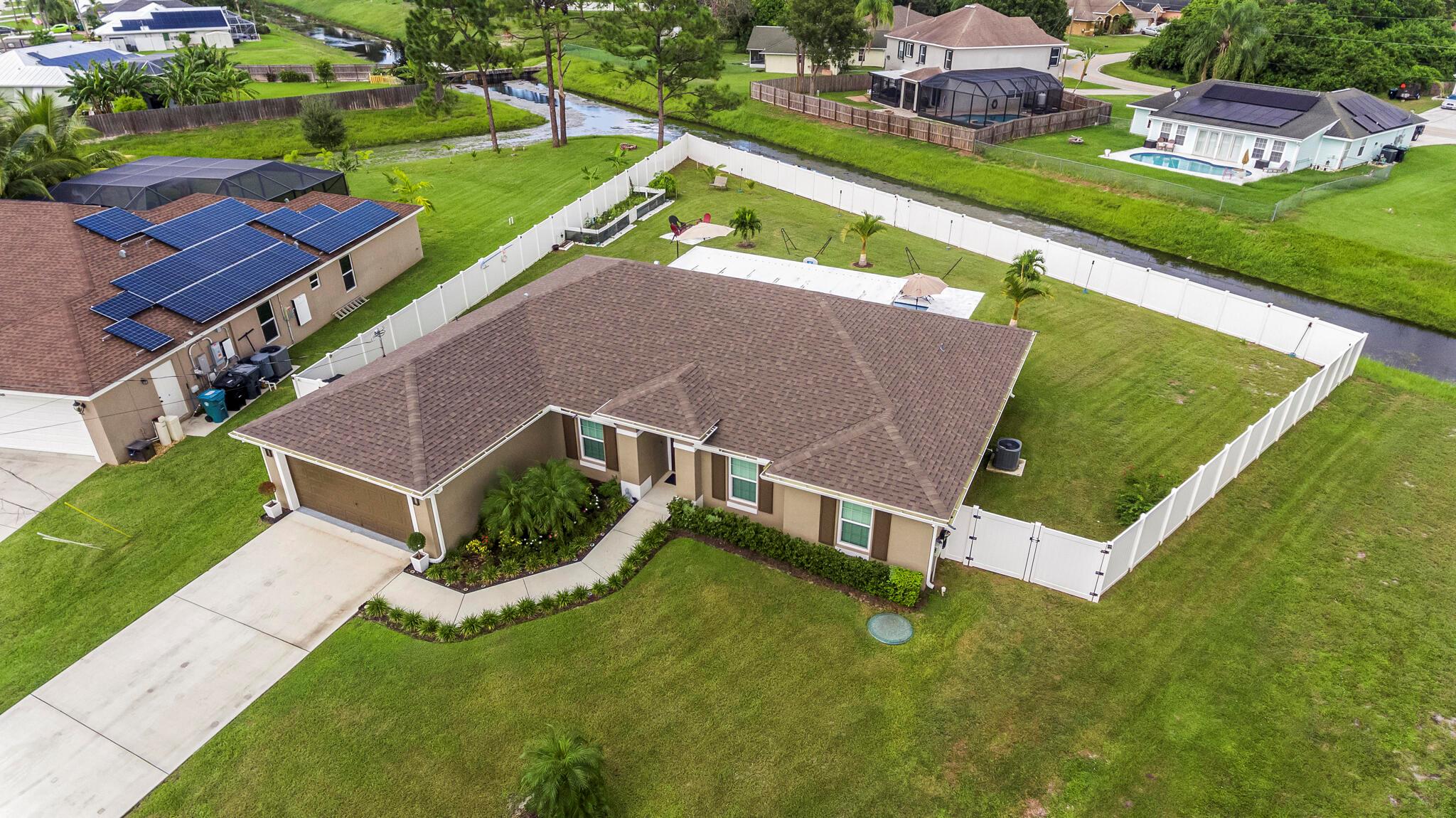 PORT ST LUCIE SECTION 33 - Residential