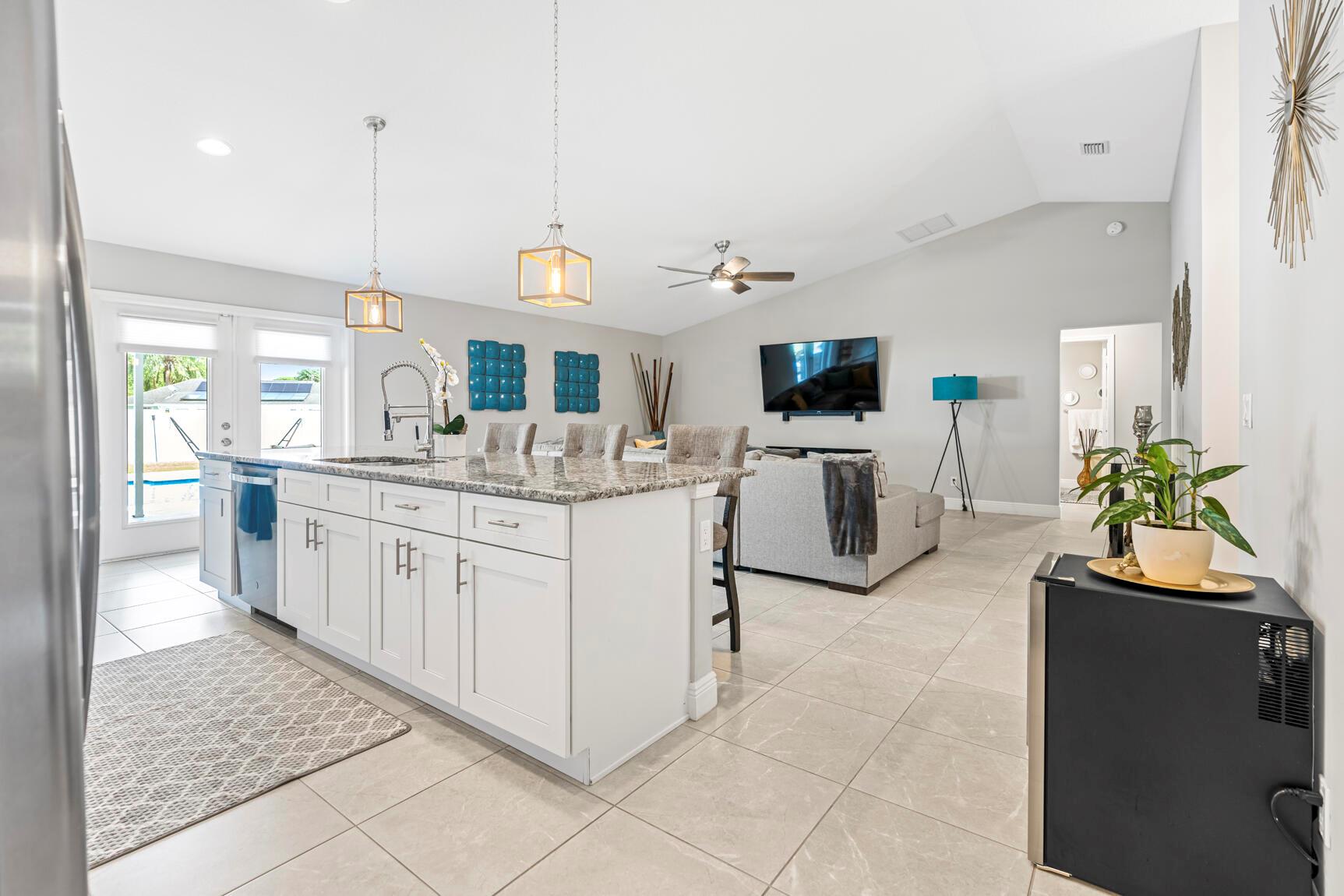 PORT ST LUCIE SECTION 33 - Residential