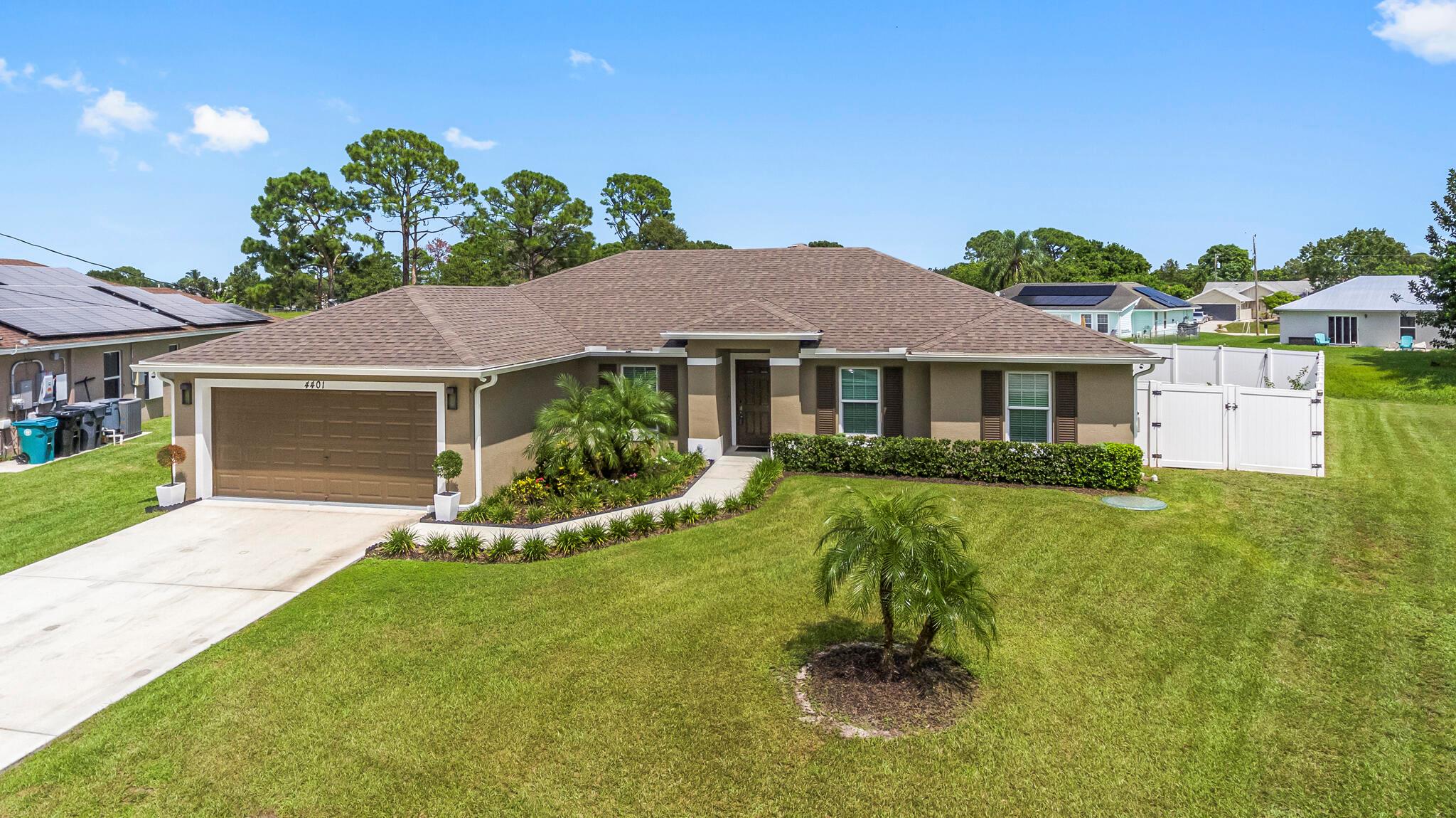 PORT ST LUCIE SECTION 33 - Residential