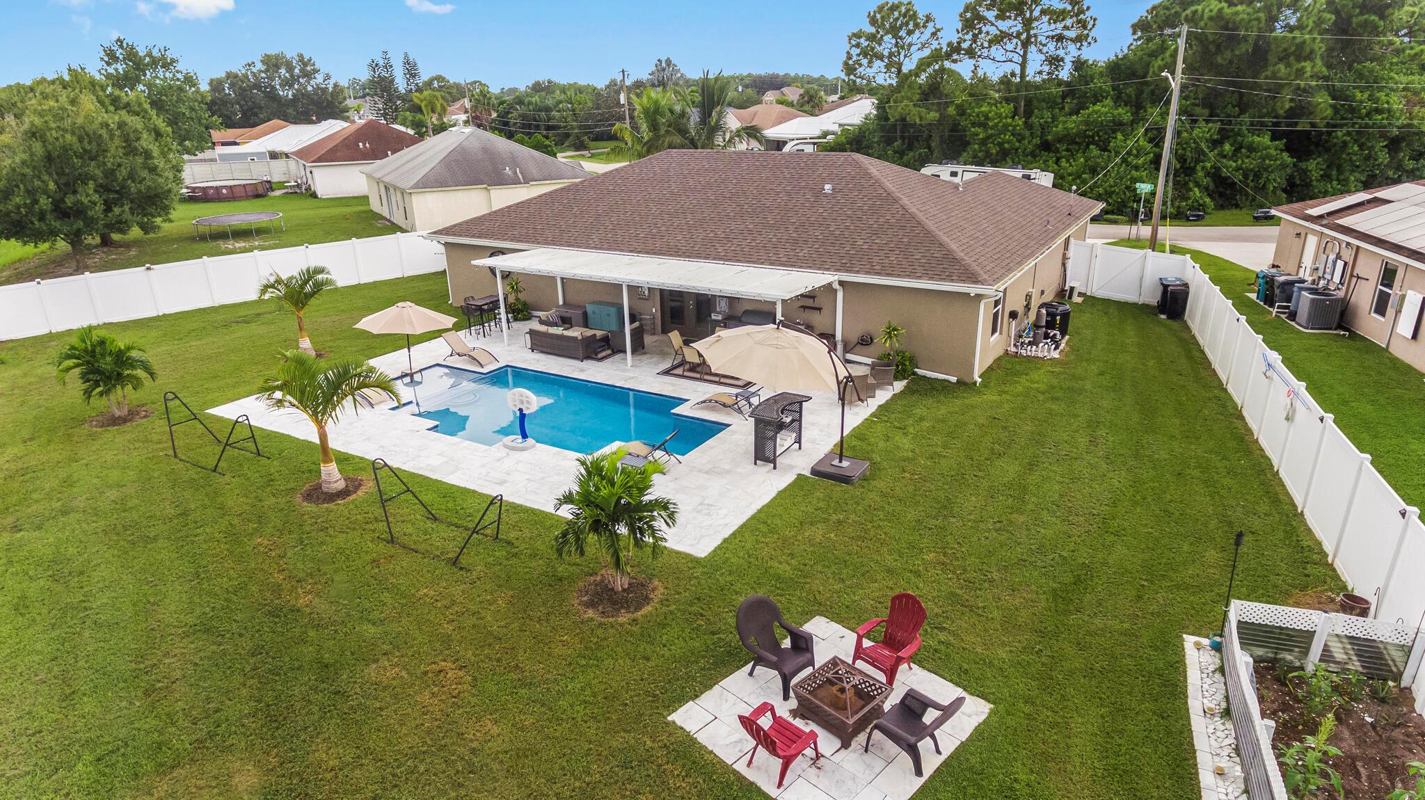 PORT ST LUCIE SECTION 33 - Residential