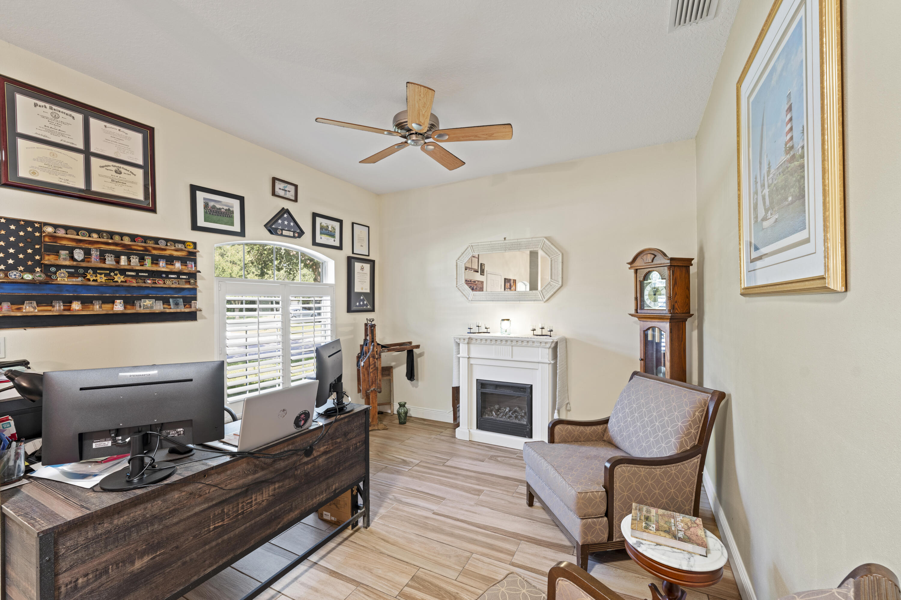 SEBASTIAN HIGHLANDS UNIT 10 - Residential