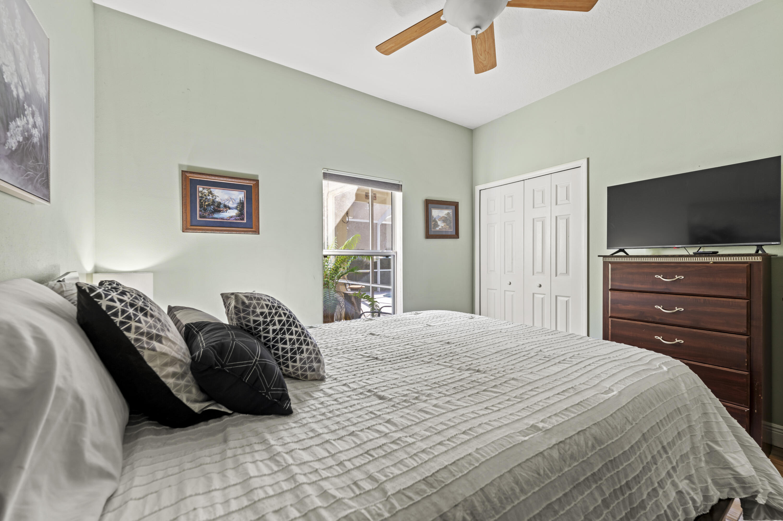 SEBASTIAN HIGHLANDS UNIT 10 - Residential