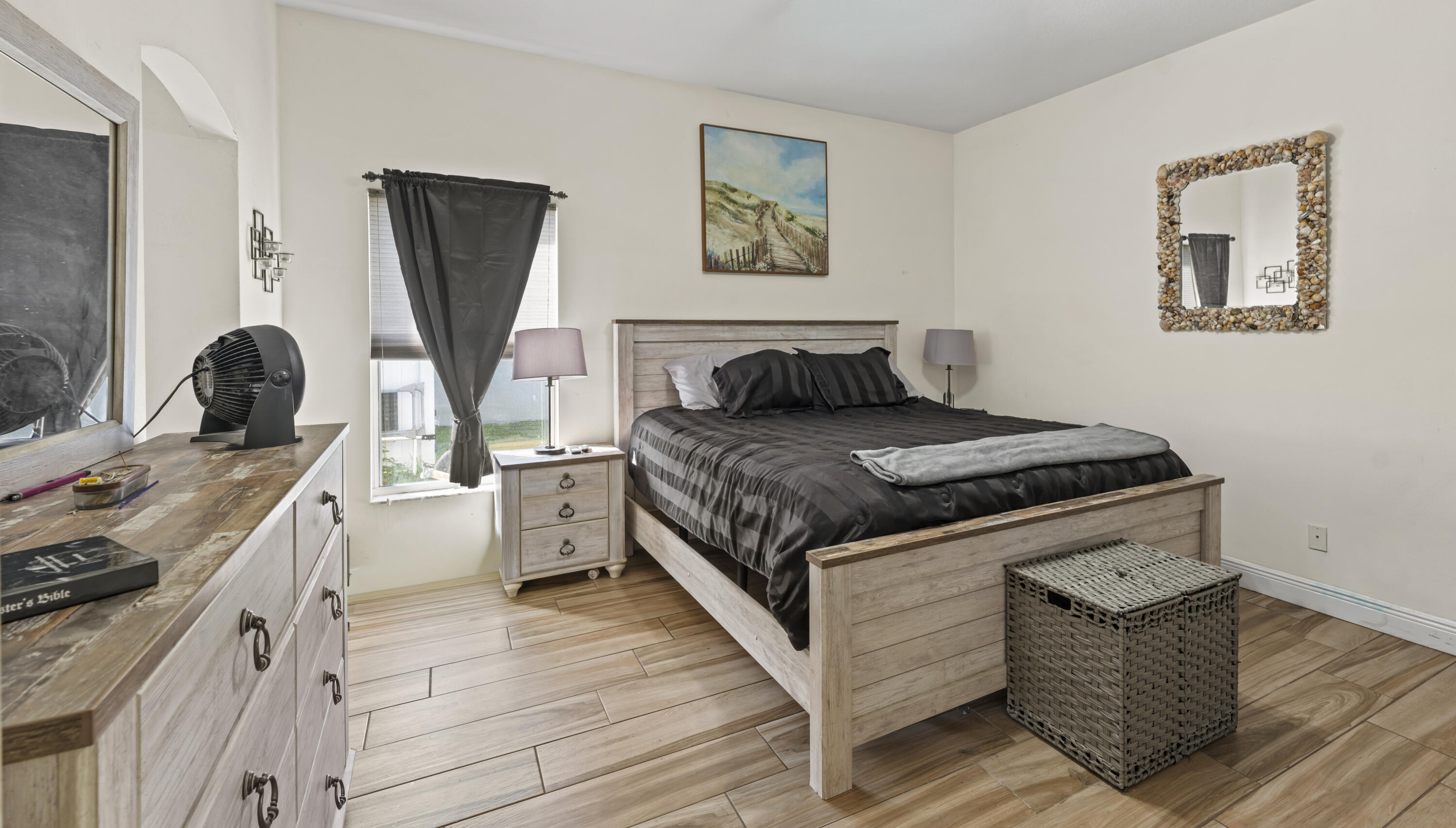 SEBASTIAN HIGHLANDS UNIT 10 - Residential