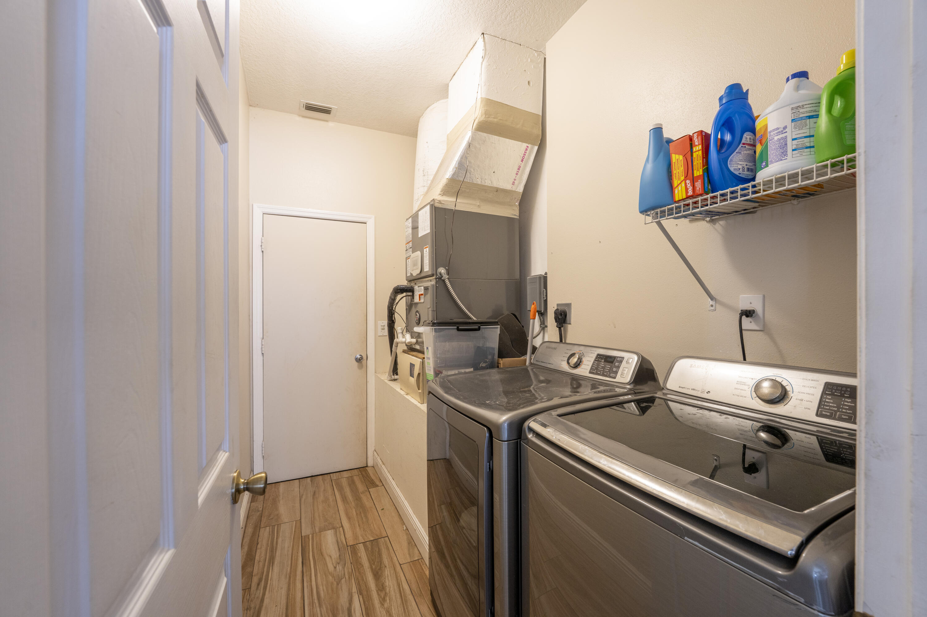 SEBASTIAN HIGHLANDS UNIT 10 - Residential