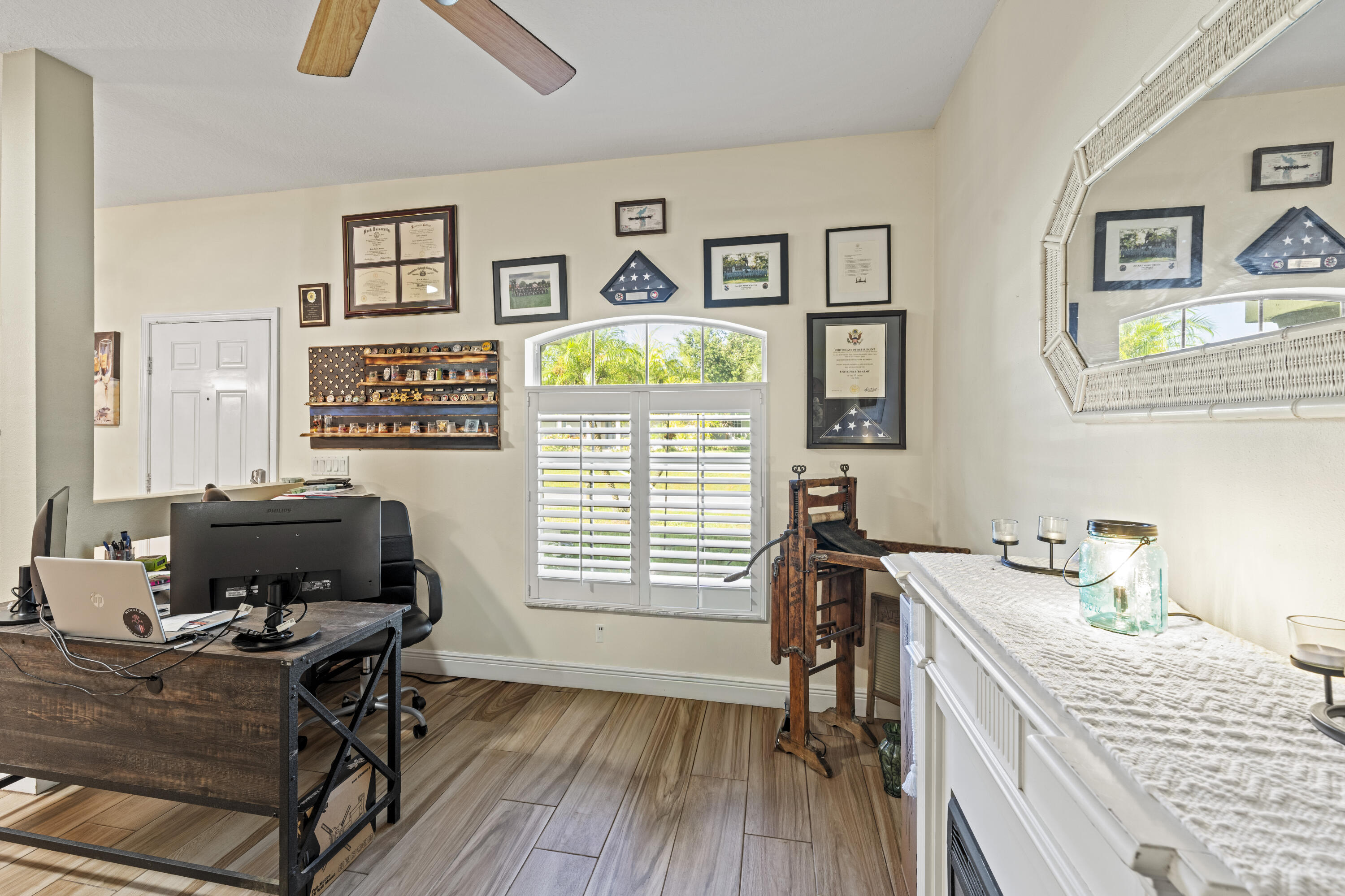 SEBASTIAN HIGHLANDS UNIT 10 - Residential