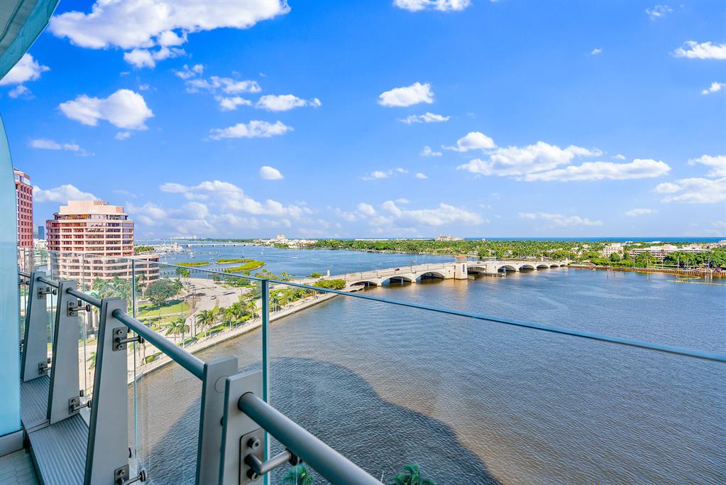 BRISTOL CONDO - Residential