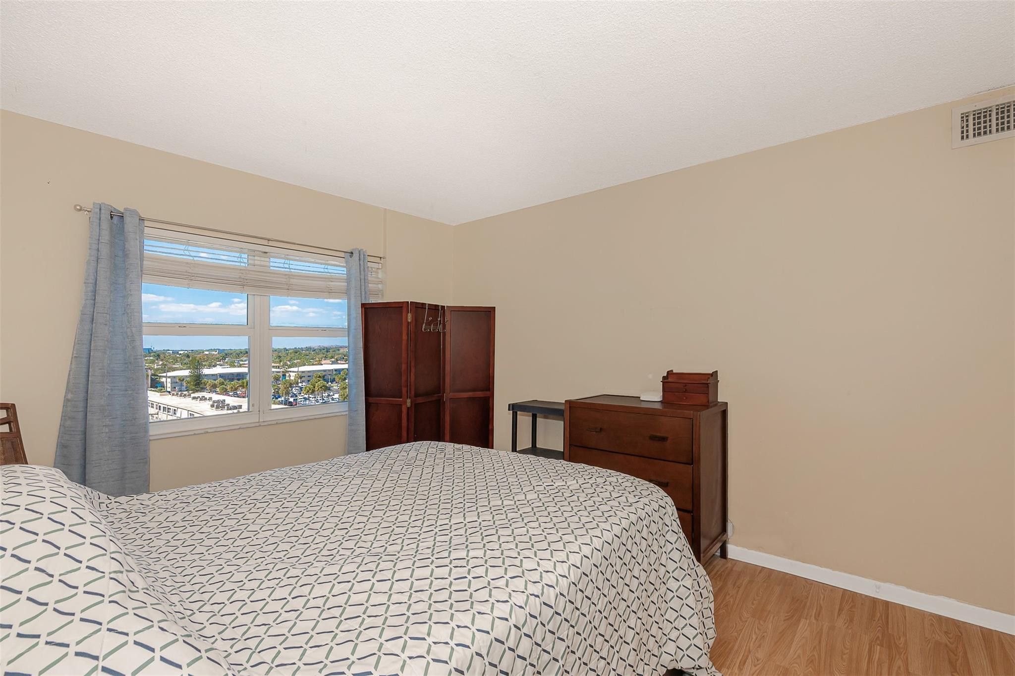 Breakers Condo - Residential Lease