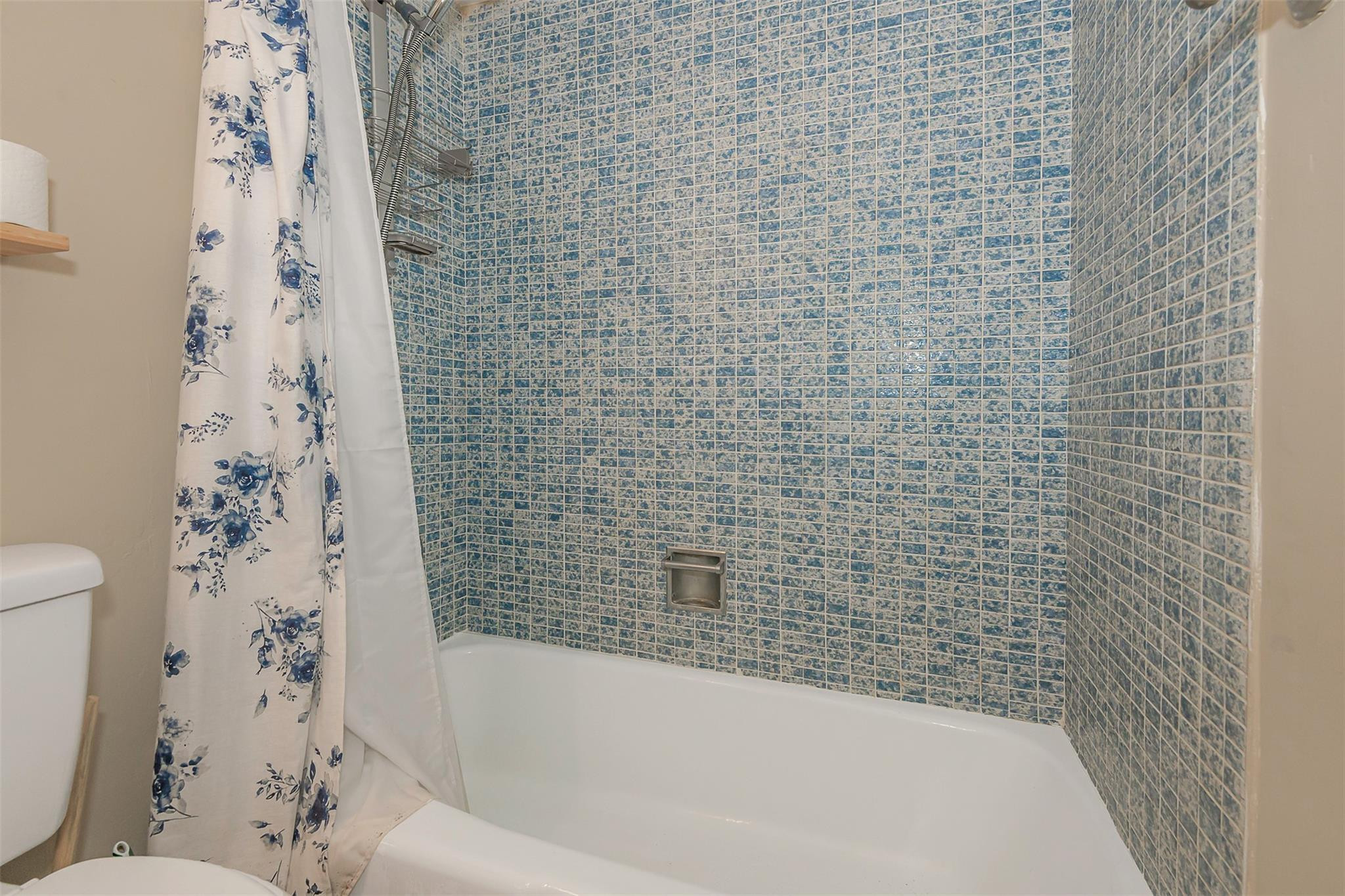 Breakers Condo - Residential Lease