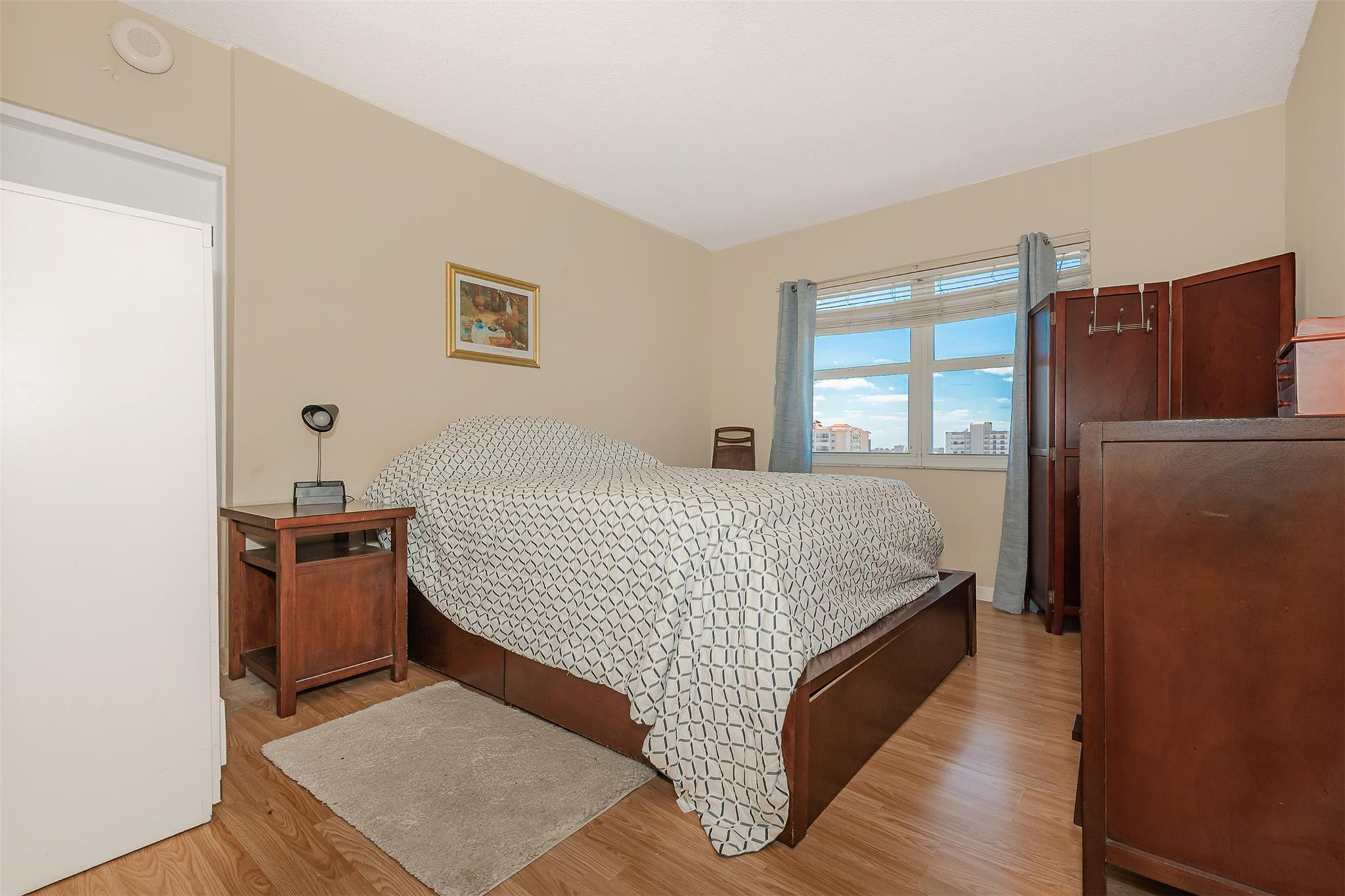 Breakers Condo - Residential Lease