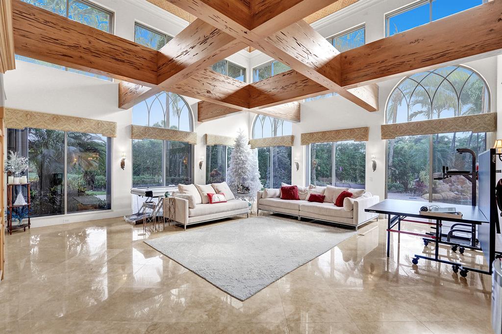 WOODFIELD HUNT CLUB II - Residential