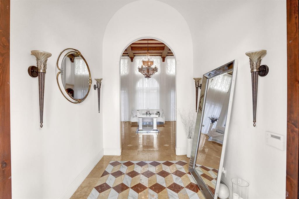 WOODFIELD HUNT CLUB II - Residential