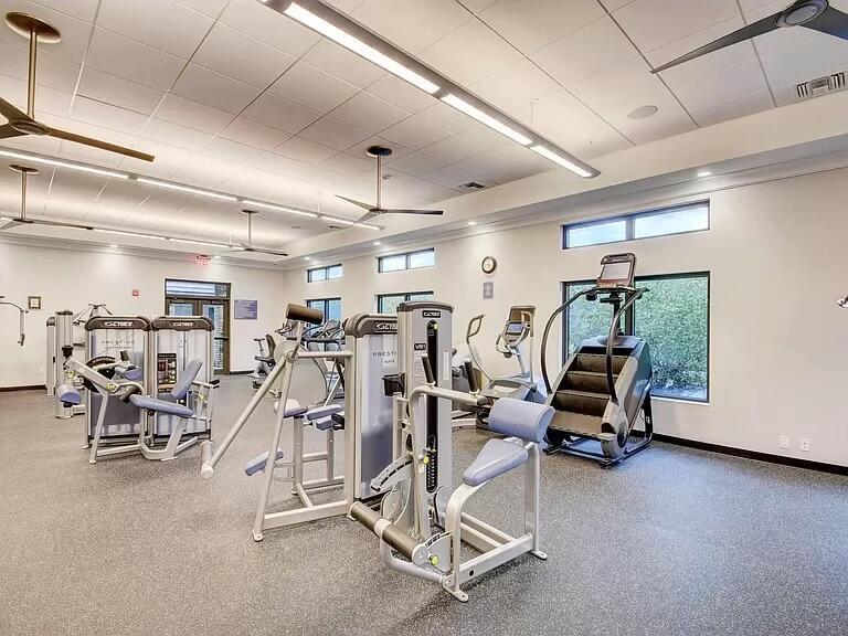 WOODFIELD HUNT CLUB II - Residential