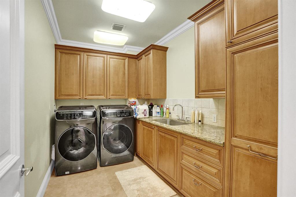 WOODFIELD HUNT CLUB II - Residential