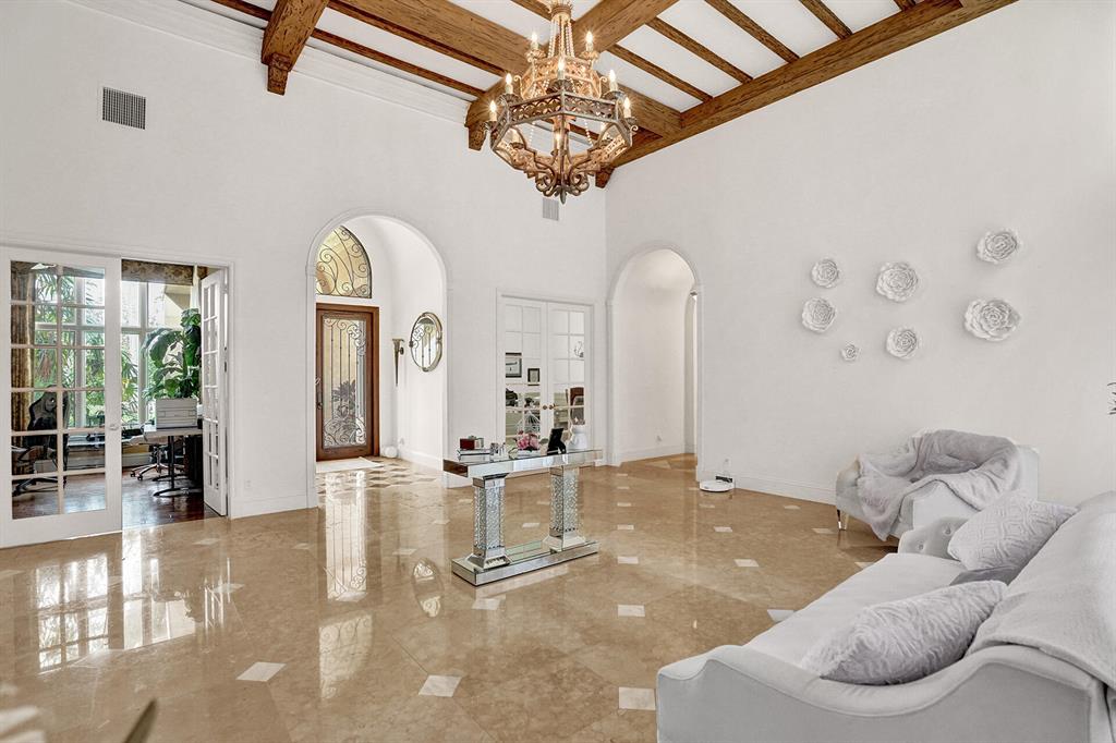 WOODFIELD HUNT CLUB II - Residential