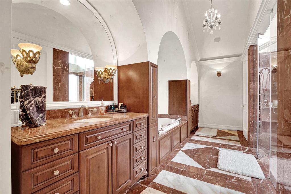 WOODFIELD HUNT CLUB II - Residential