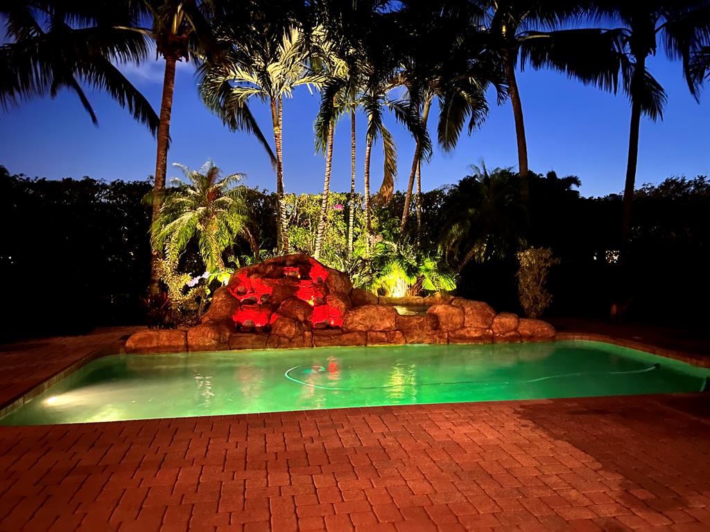 WOODFIELD HUNT CLUB II - Residential