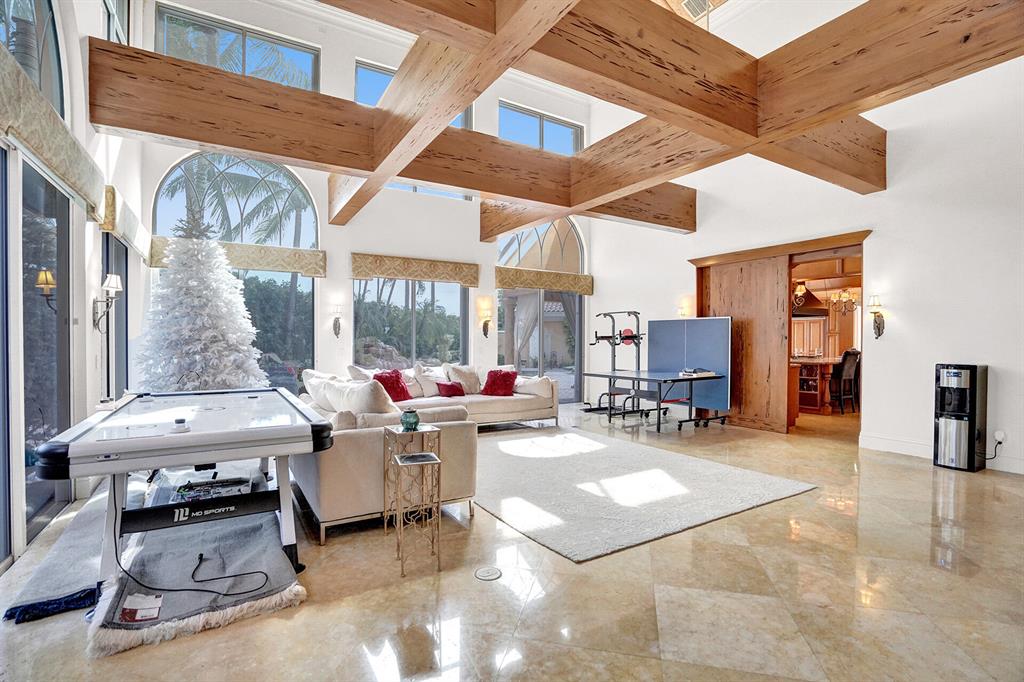 WOODFIELD HUNT CLUB II - Residential