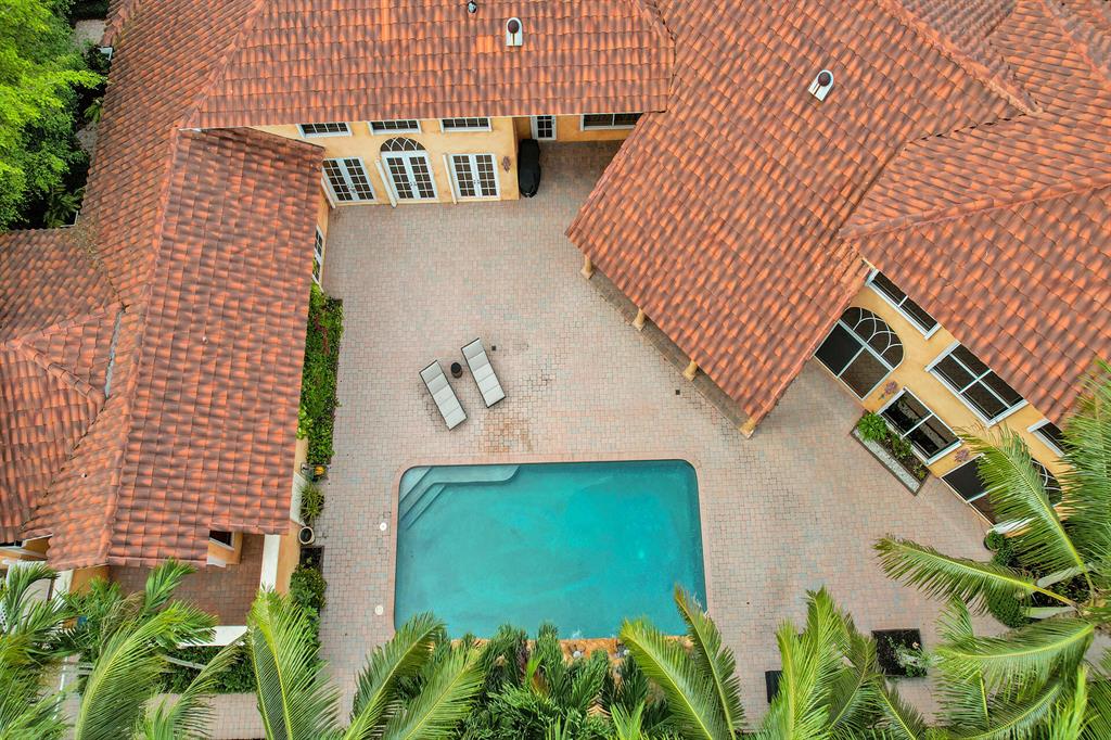 WOODFIELD HUNT CLUB II - Residential