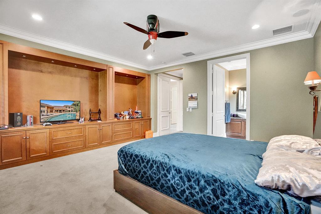 WOODFIELD HUNT CLUB II - Residential