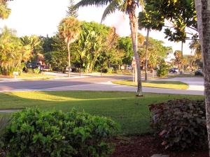 PALM BEACH GARDENS ESTATE - Residential Lease