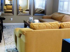 PALM BEACH GARDENS ESTATE - Residential Lease