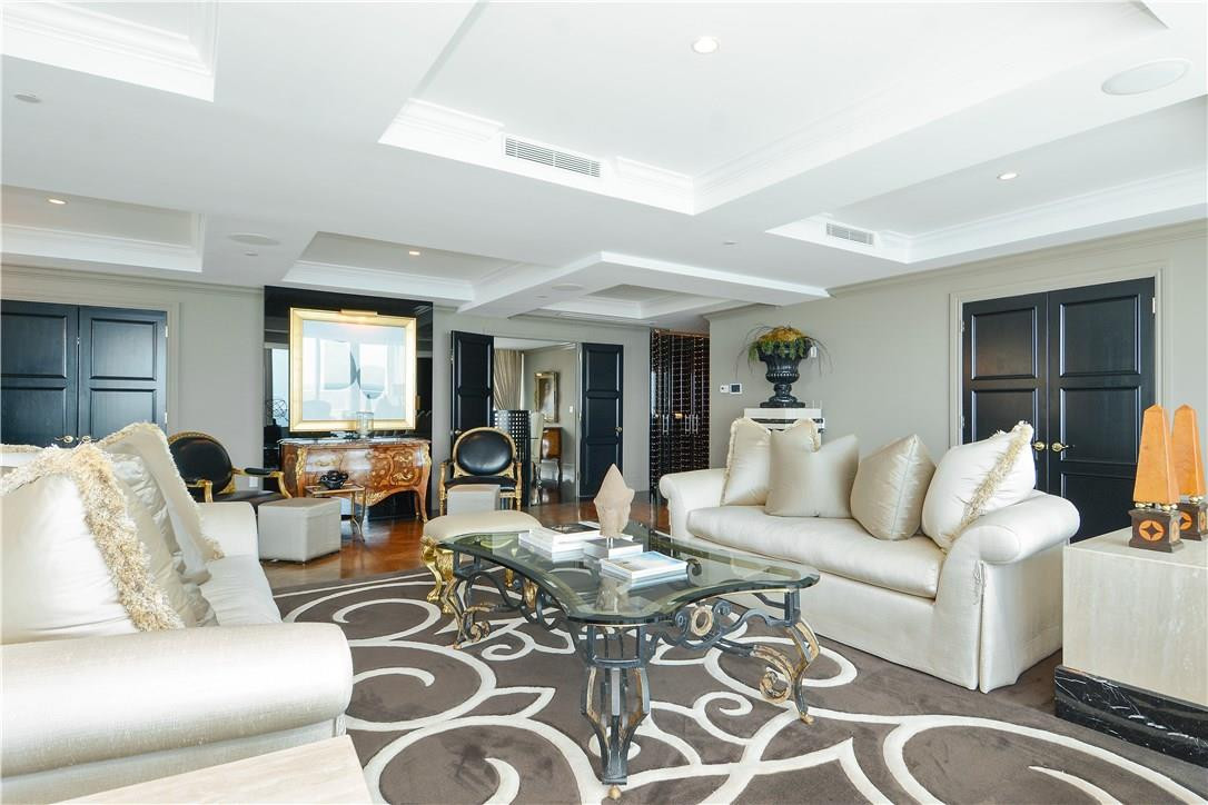 Ritz-Carlton - Residential