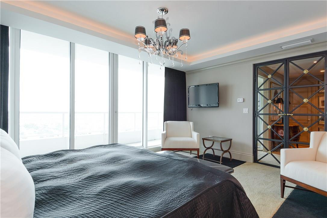 Ritz-Carlton - Residential