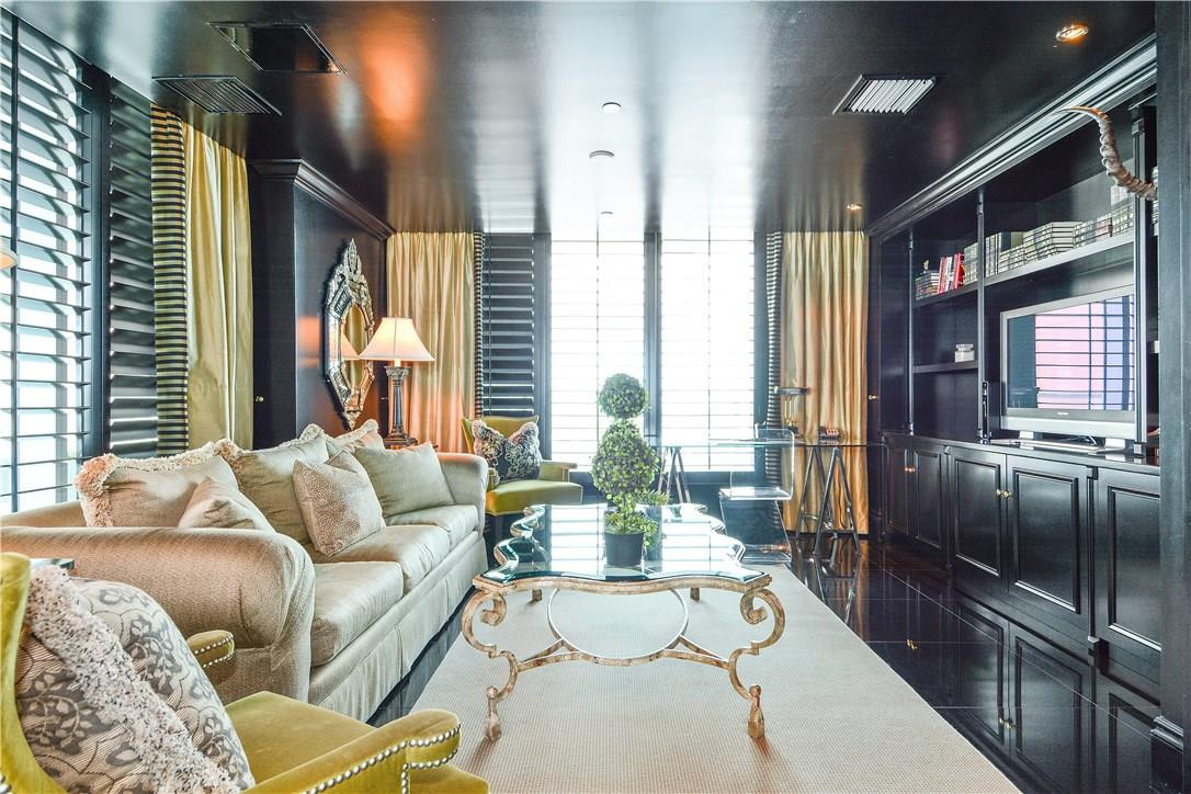 Ritz-Carlton - Residential