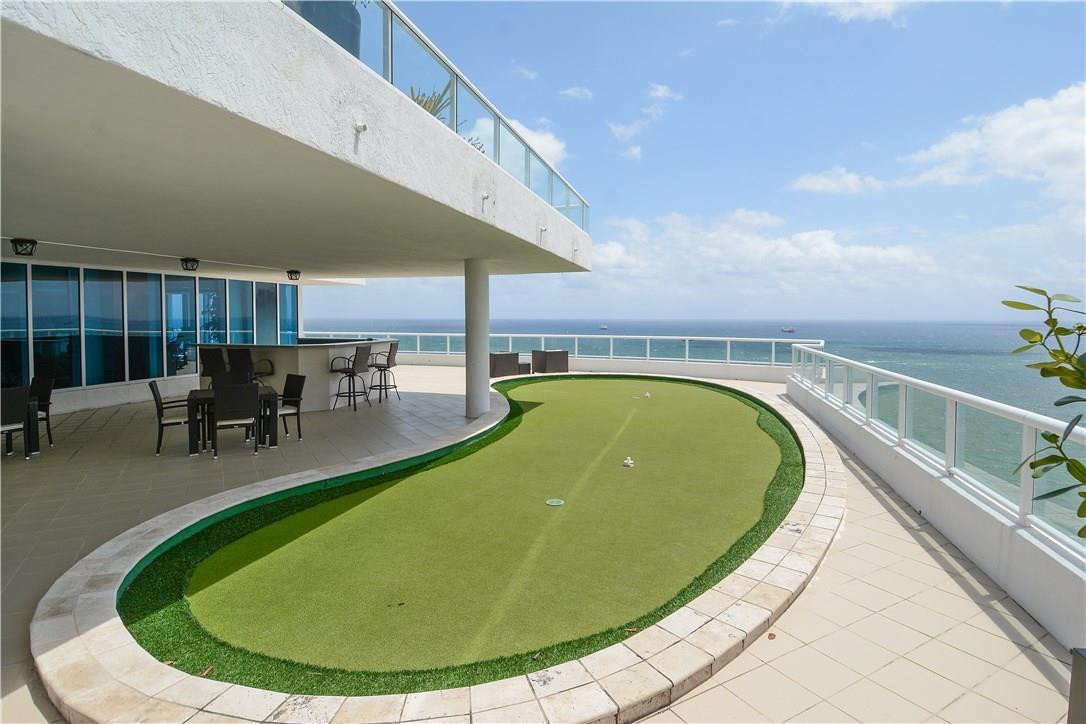 Ritz-Carlton - Residential