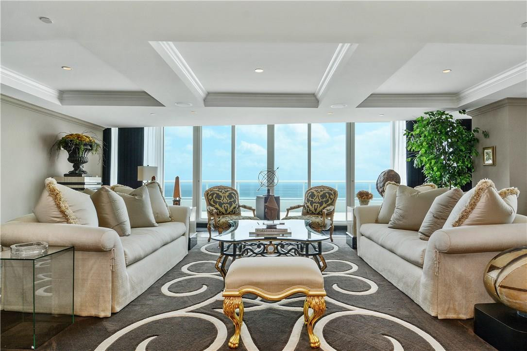 Ritz-Carlton - Residential