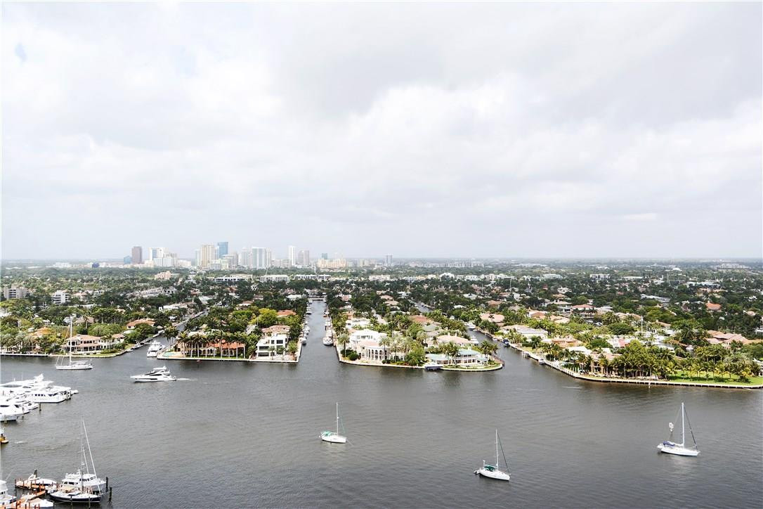 Ritz-Carlton - Residential