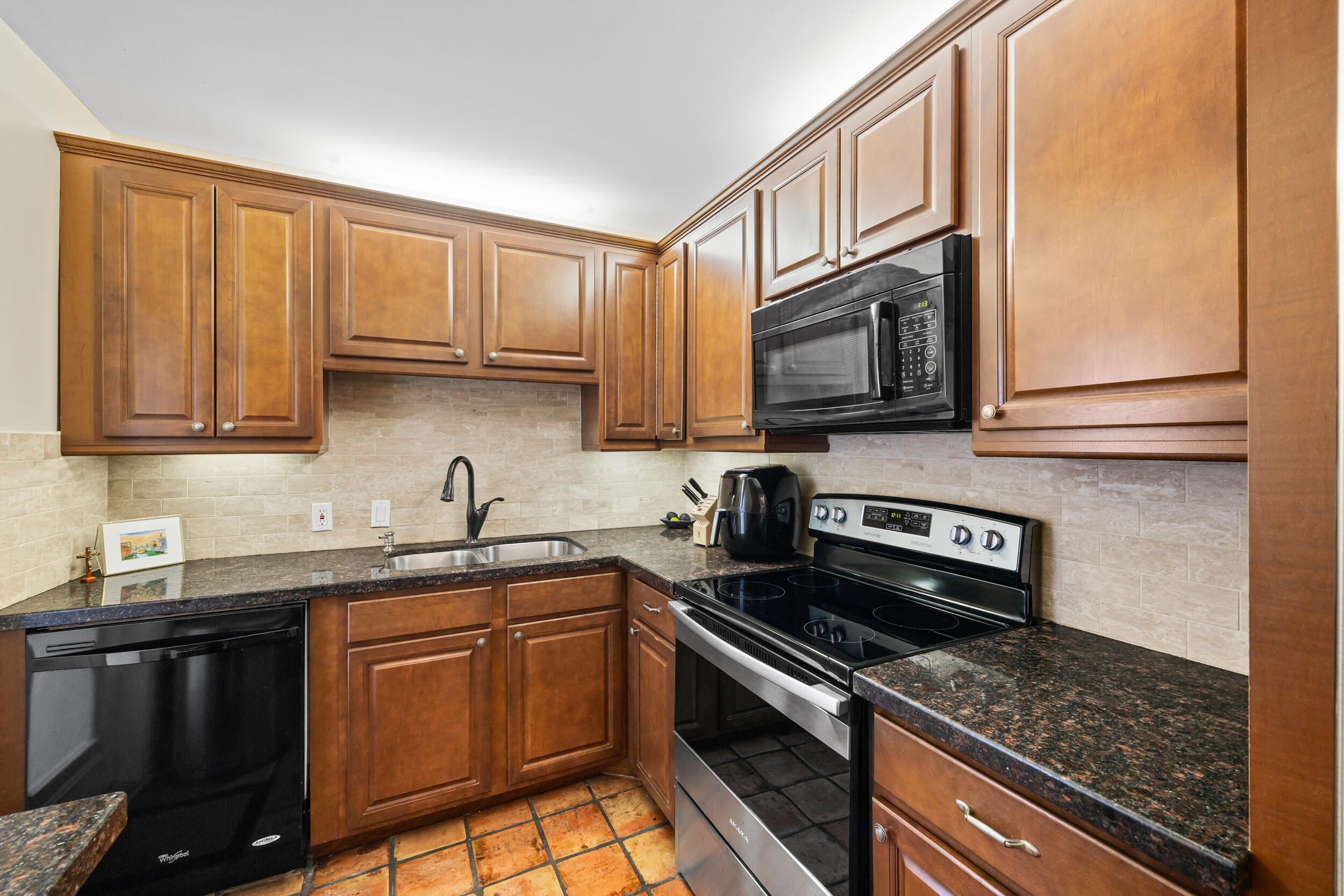 OCEAN VILLAS CONDO APTS - Residential