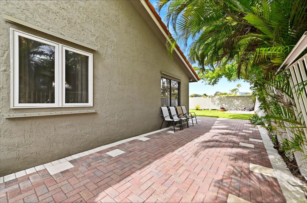 Photo of 263 NW 48th Avenue, Deerfield Beach, FL 33442 (MLS # B26016788)