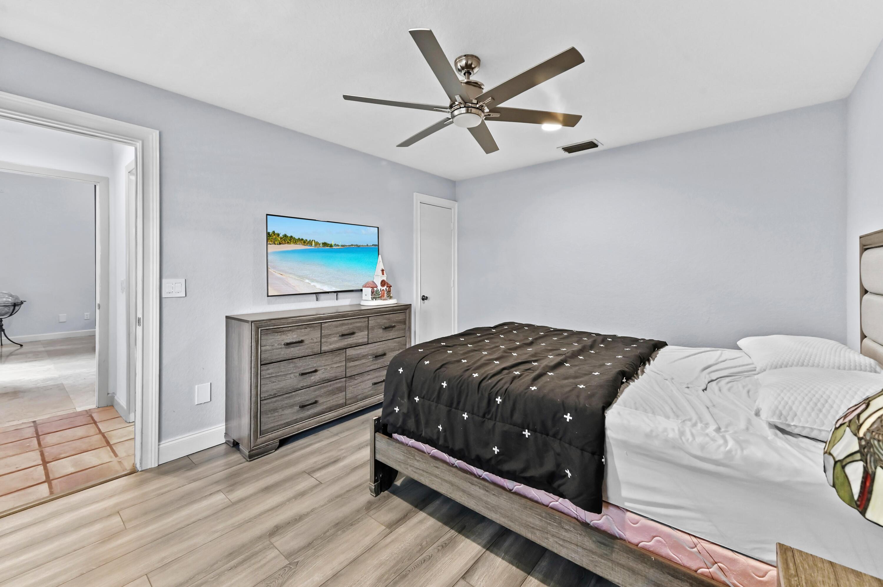 COQUINA LAKES - Residential