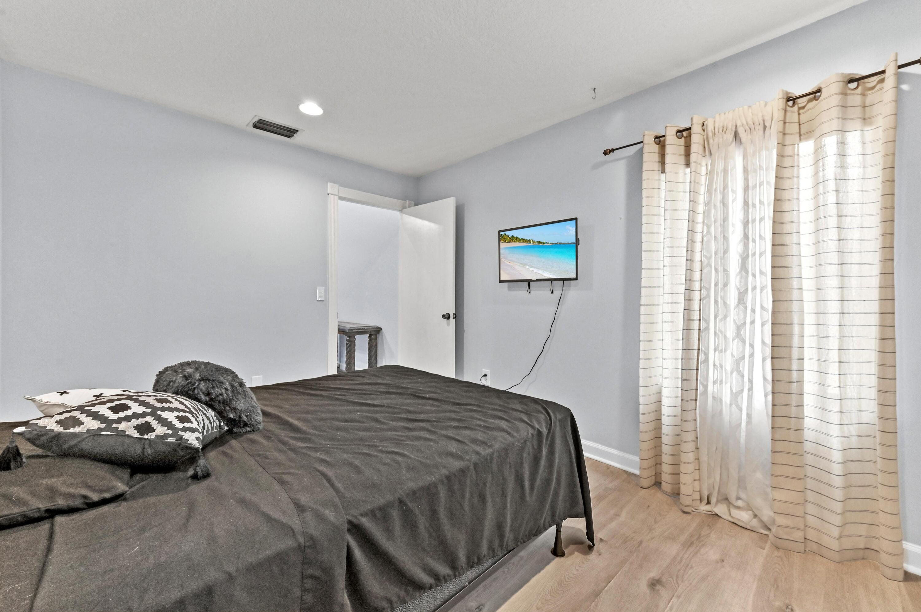 COQUINA LAKES - Residential