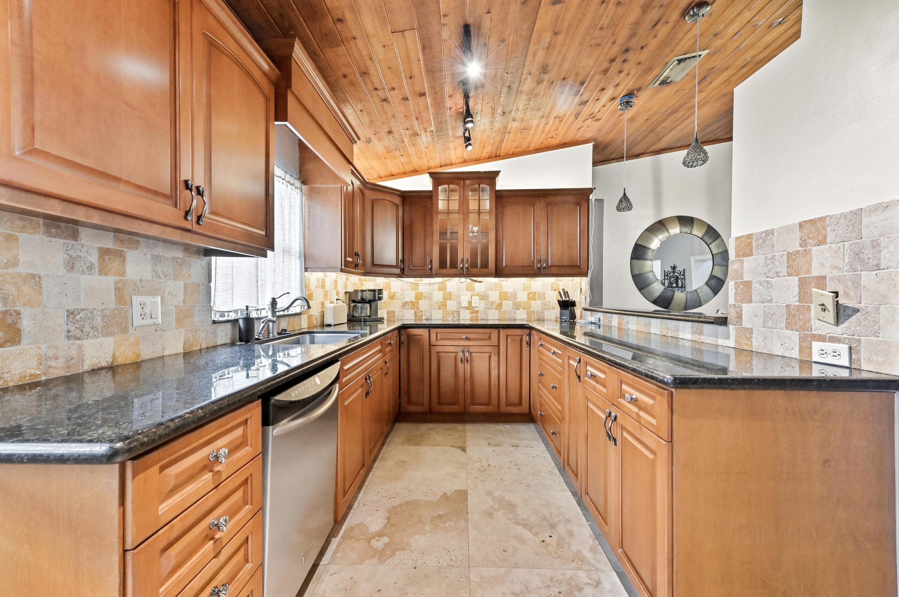 COQUINA LAKES - Residential