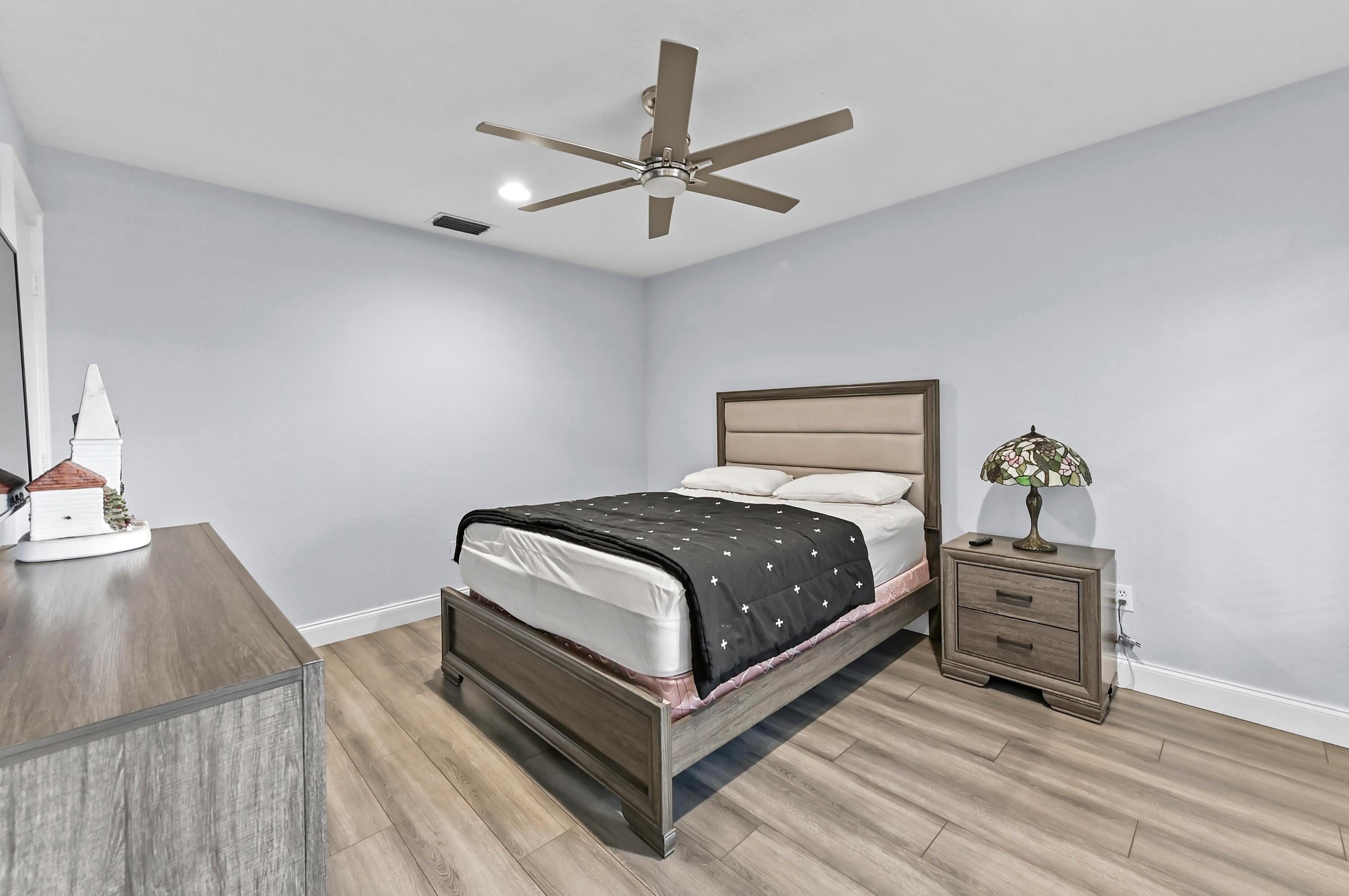 COQUINA LAKES - Residential