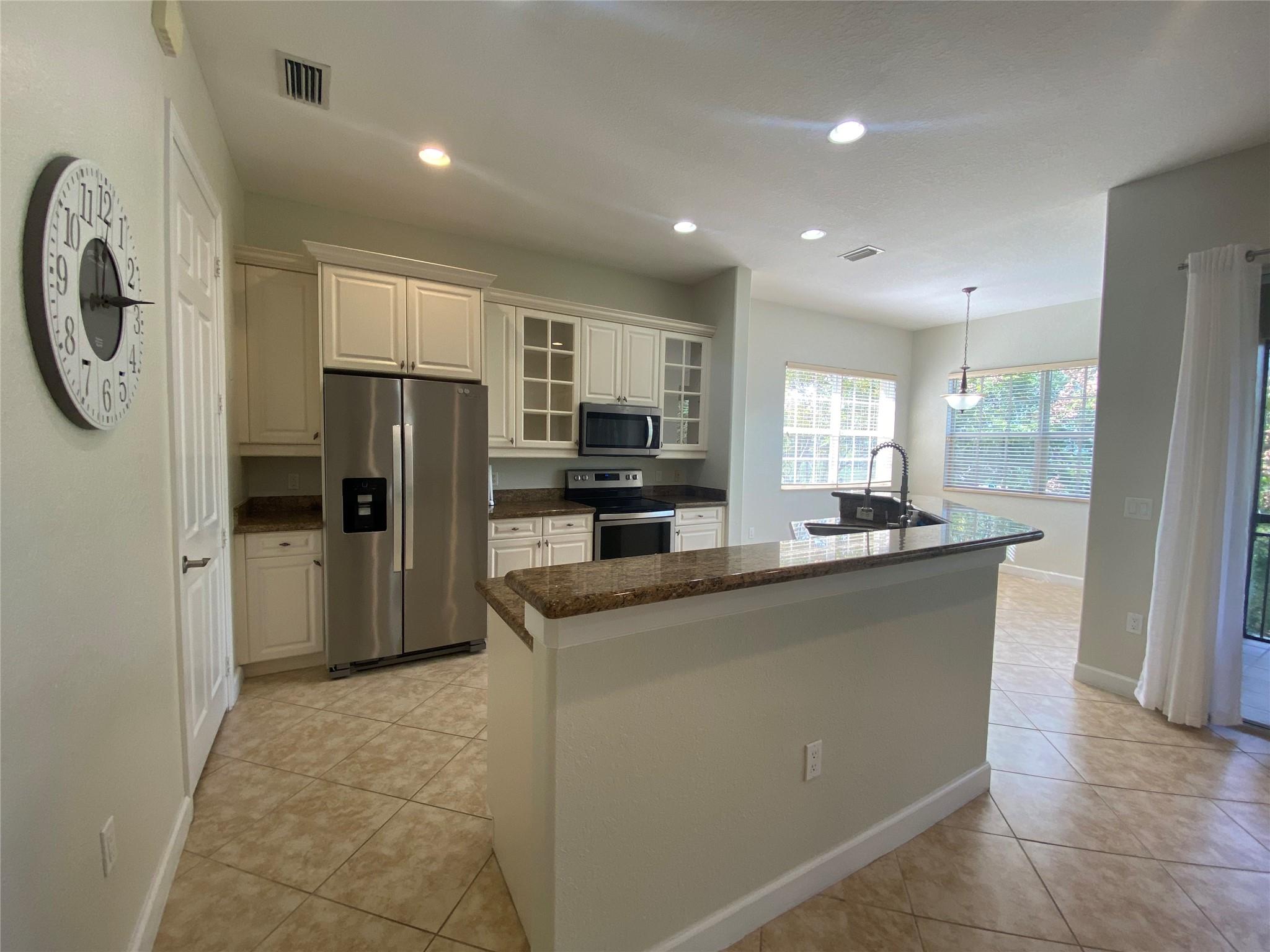 CYPRESS POINTE II AT HERON BAY - Residential Lease