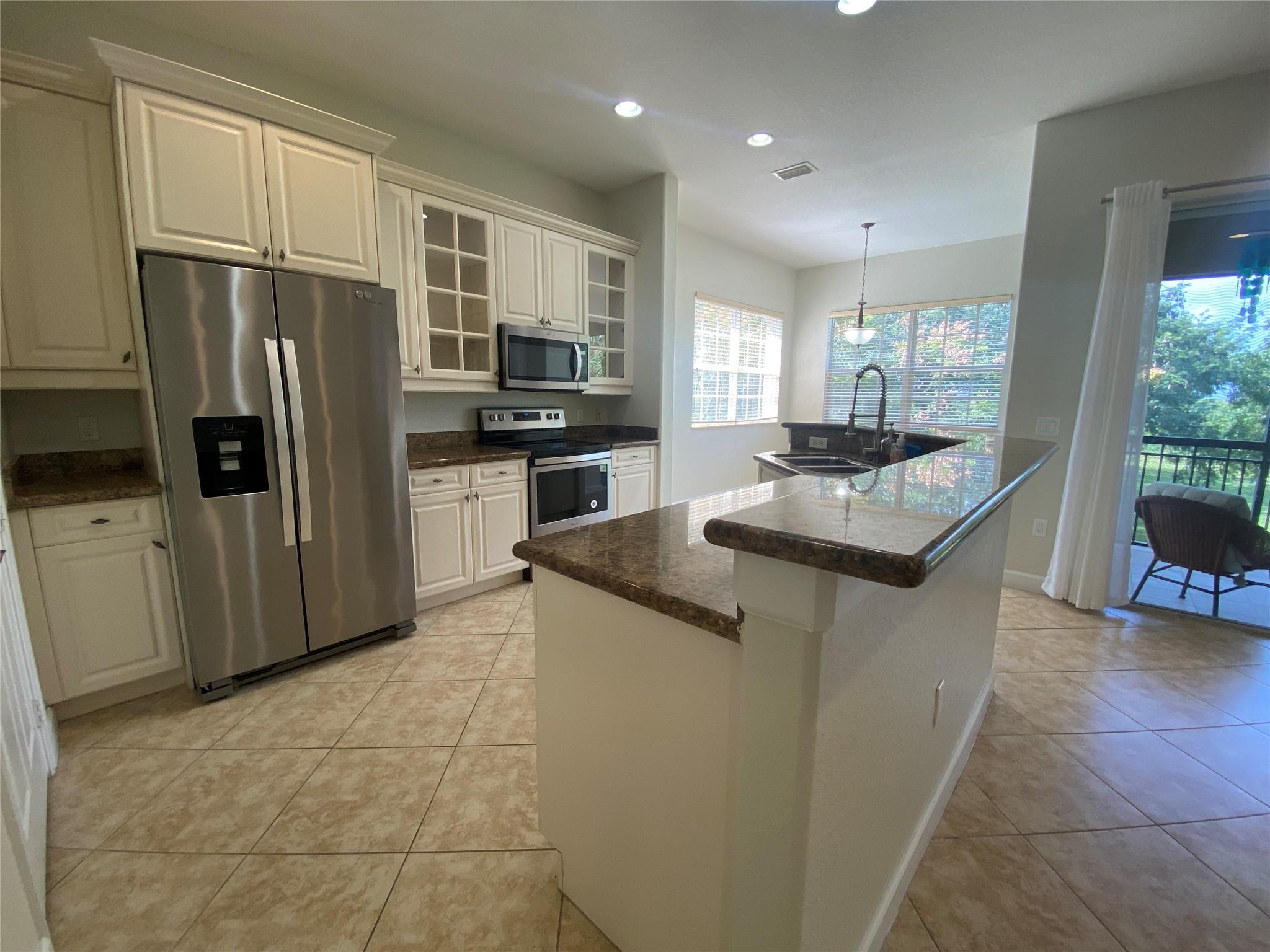 CYPRESS POINTE II AT HERON BAY - Residential Lease