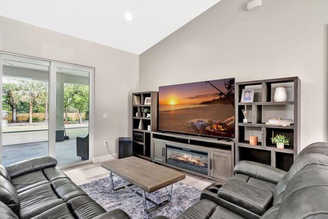 Jupiter Farms - Residential Lease