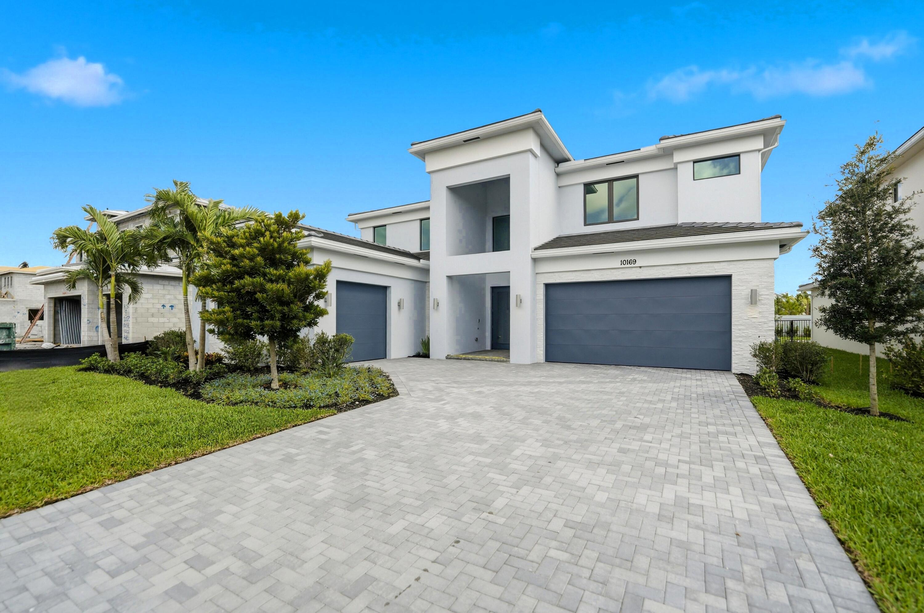10169 Royal Ascot Avenue