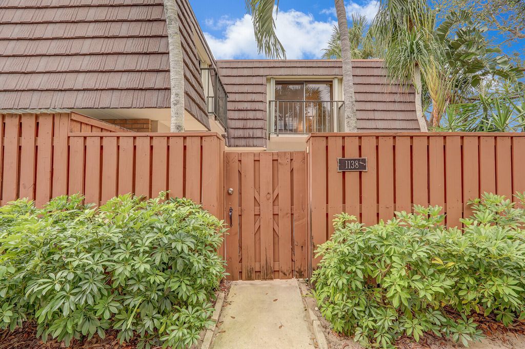 Photo of 1138 11th Court, Jupiter, FL 33477 (MLS # R11161742)