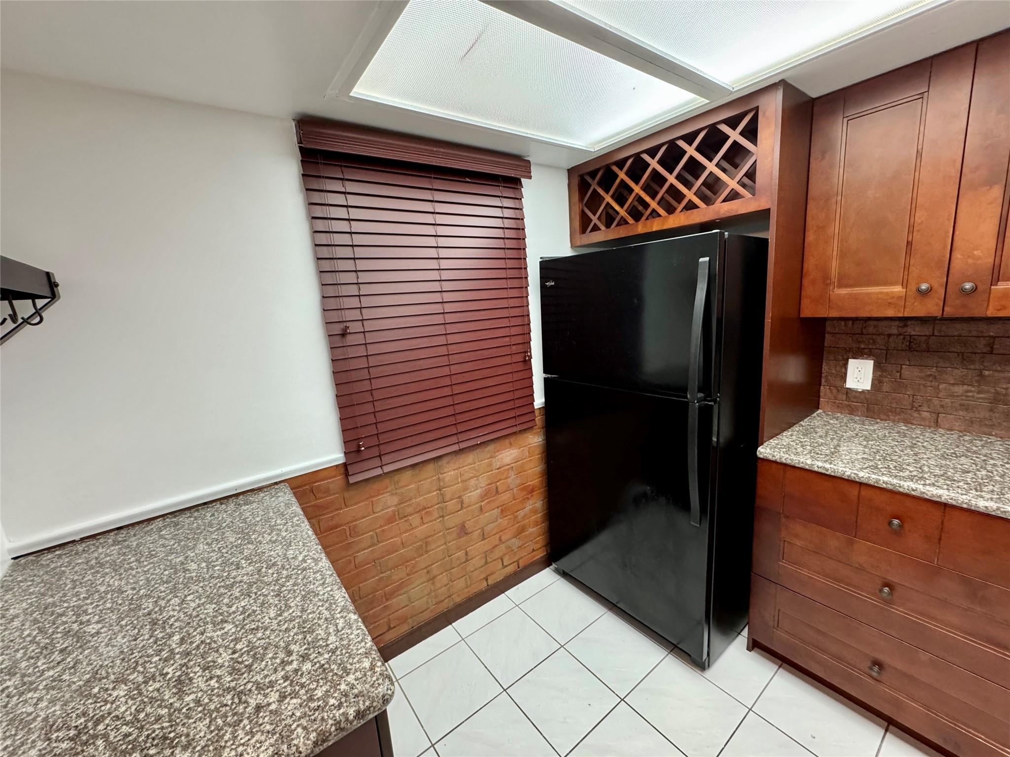 116 Royal Park Dr 1D