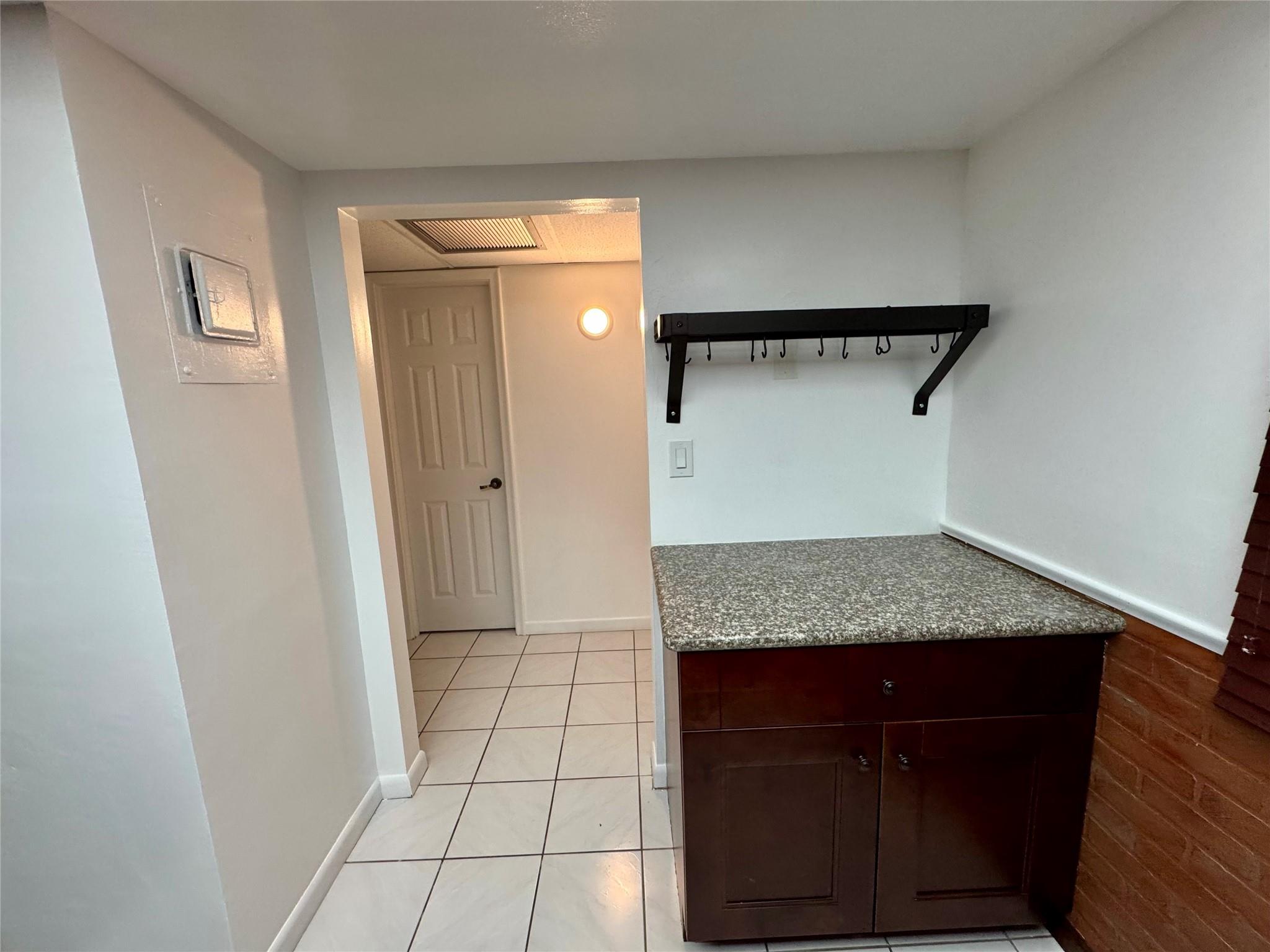 116 Royal Park Dr 1D