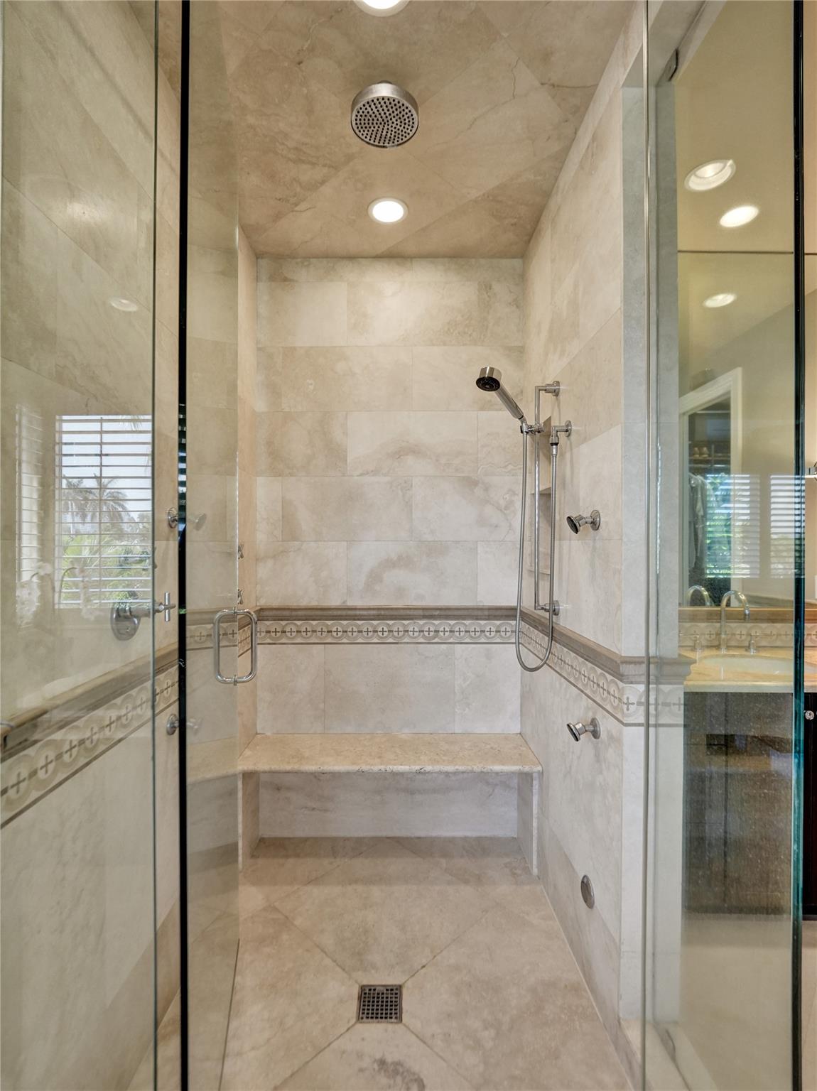 Bermuda-Riviera - Residential