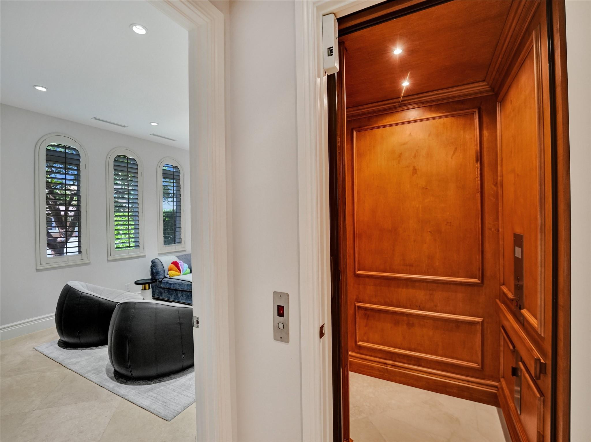 Bermuda-Riviera - Residential