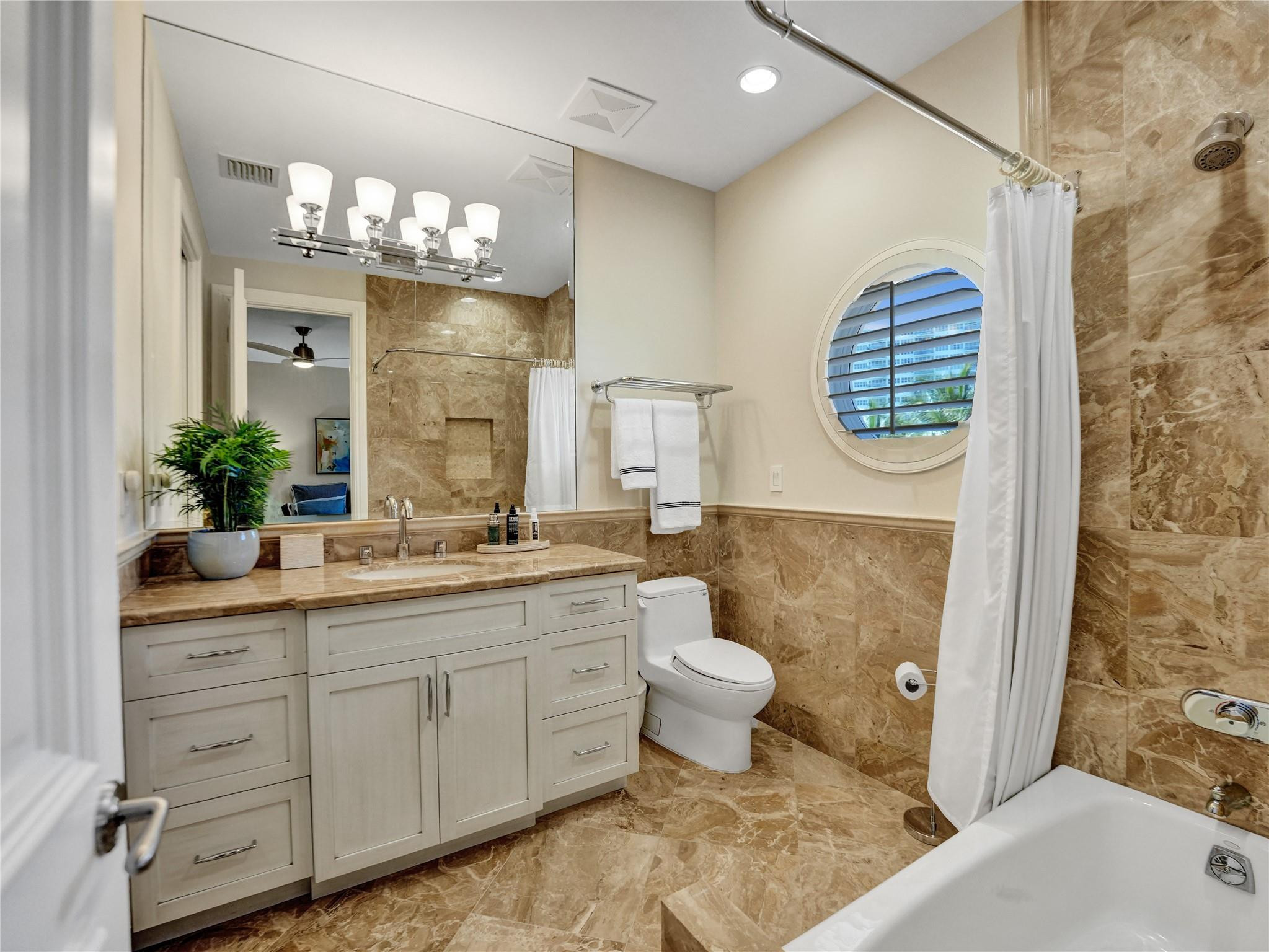 Bermuda-Riviera - Residential