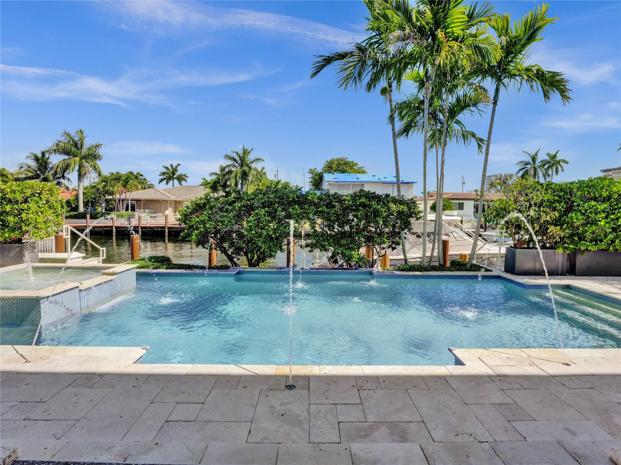 Bermuda-Riviera - Residential