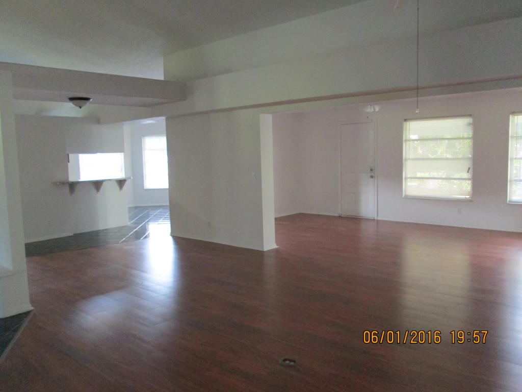 PORT ST LUCIE SECTION  31 - Residential